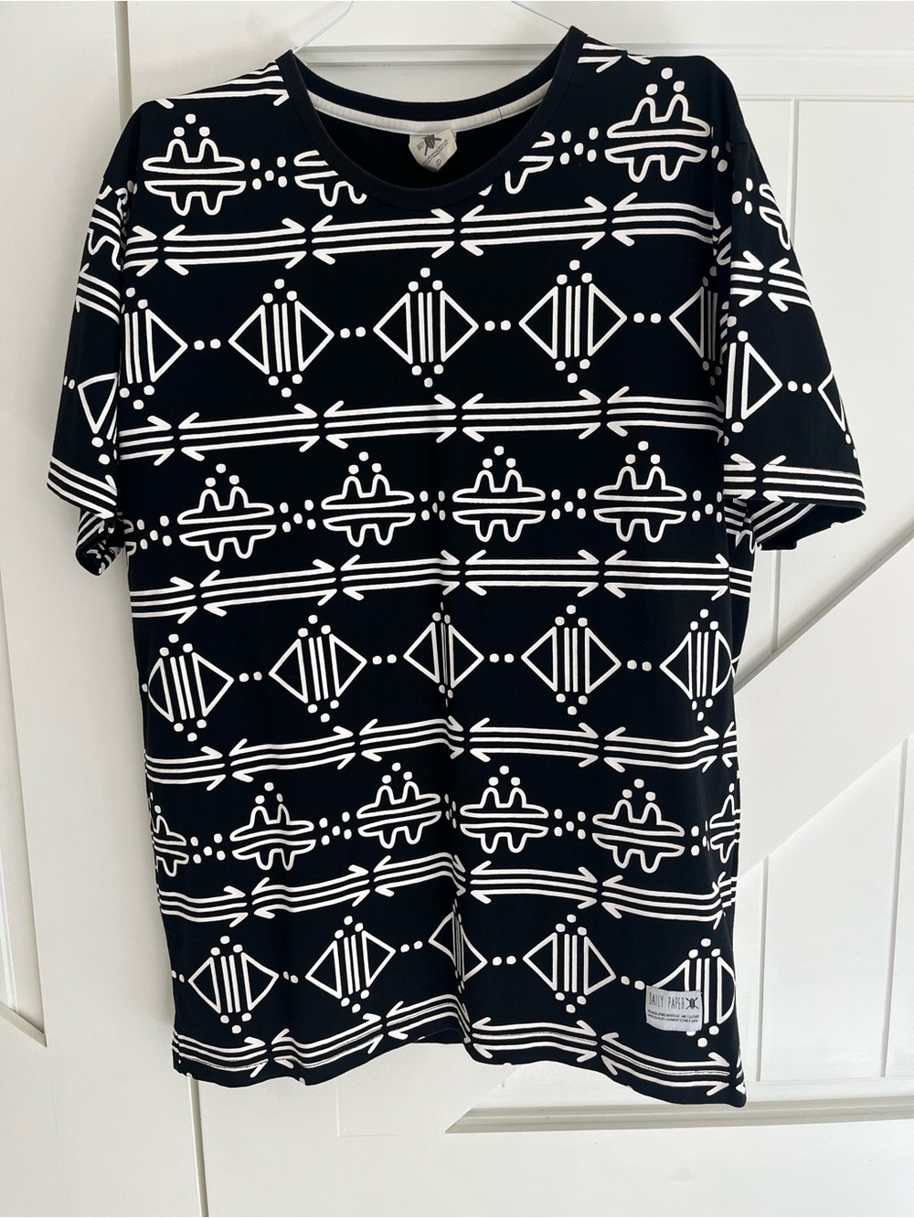 Men's DAILY PAPER - Black & White Geometric Print T-Shirt
